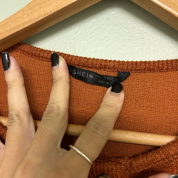 Crop Burnt Orange Sweater - Picture 3 of 3